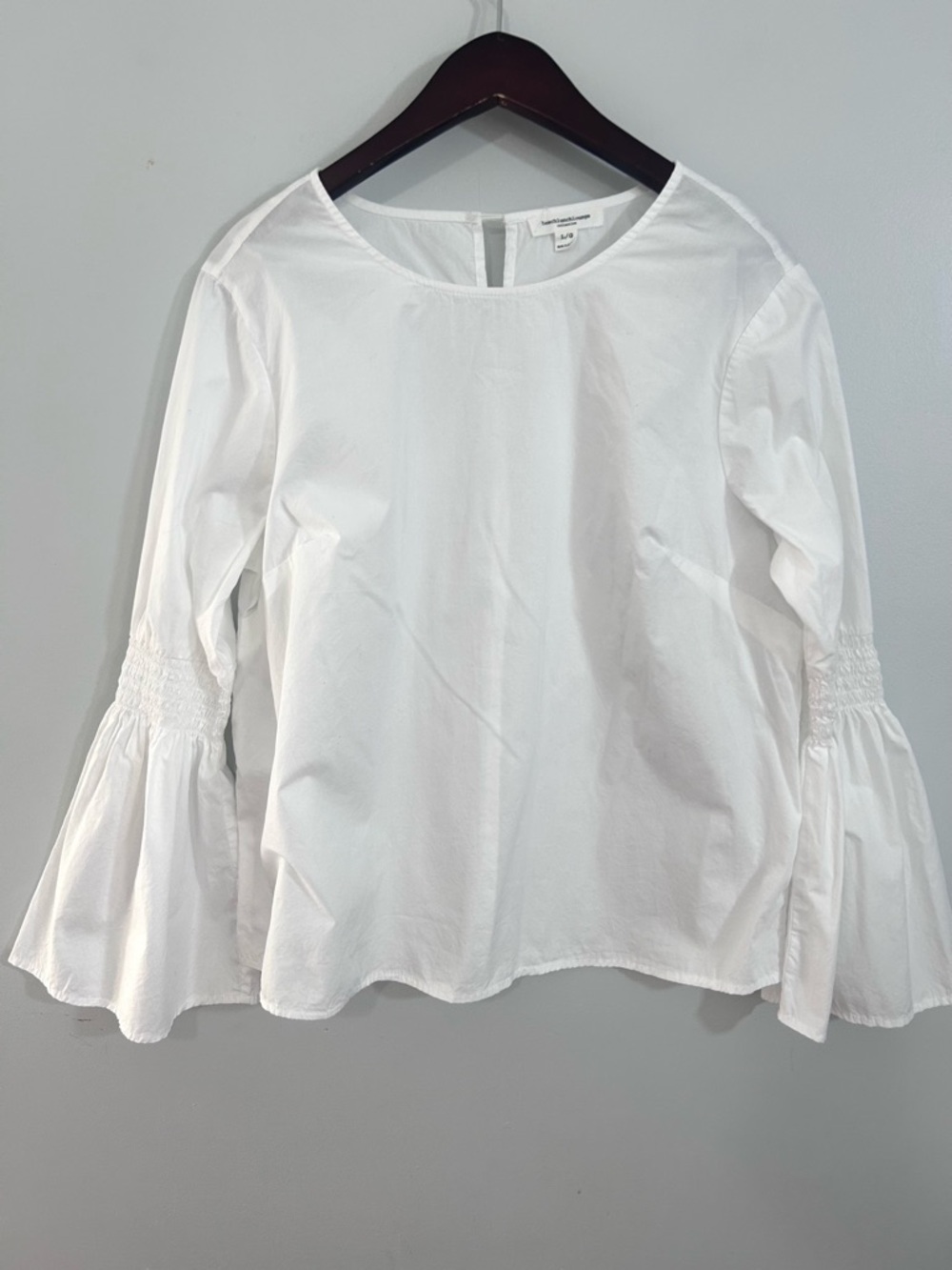 beachlunchlounge White Bell-Sleeve Smocked Cuff Blouse, L